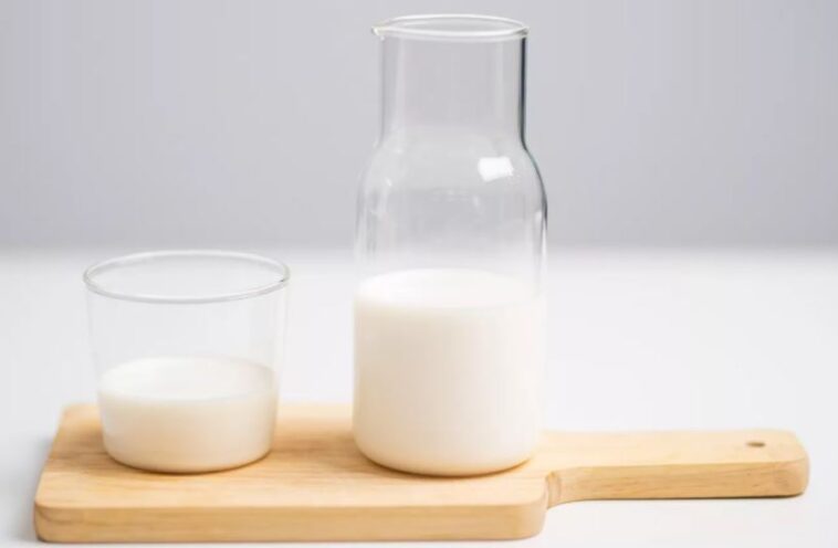 The benefits and harms of milk - Nutrition facts